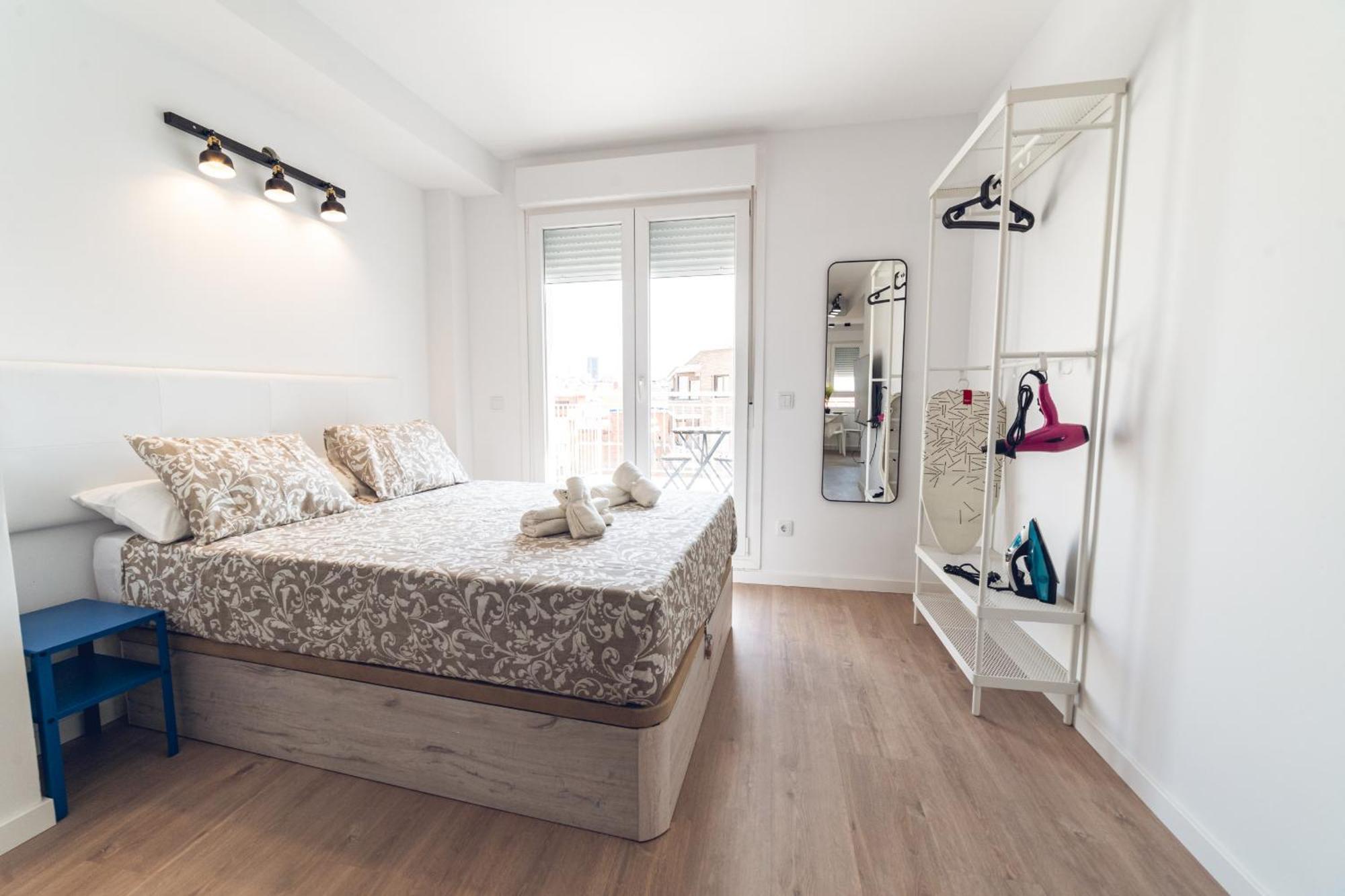 מדריד Alfalfa Atico Apartments מראה חיצוני תמונה